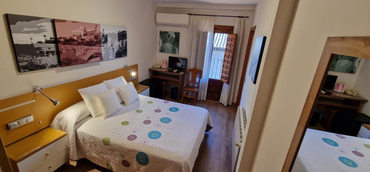 Hostal Santo Tome Толедо Экстерьер фото